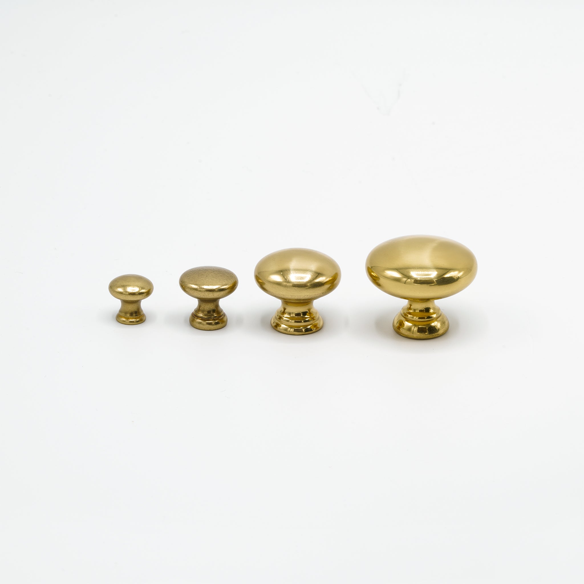 Knob 411 | Ø4cm / Ø3.2cm / Ø2.4cm / Ø1.7cm / Ø1.3cm