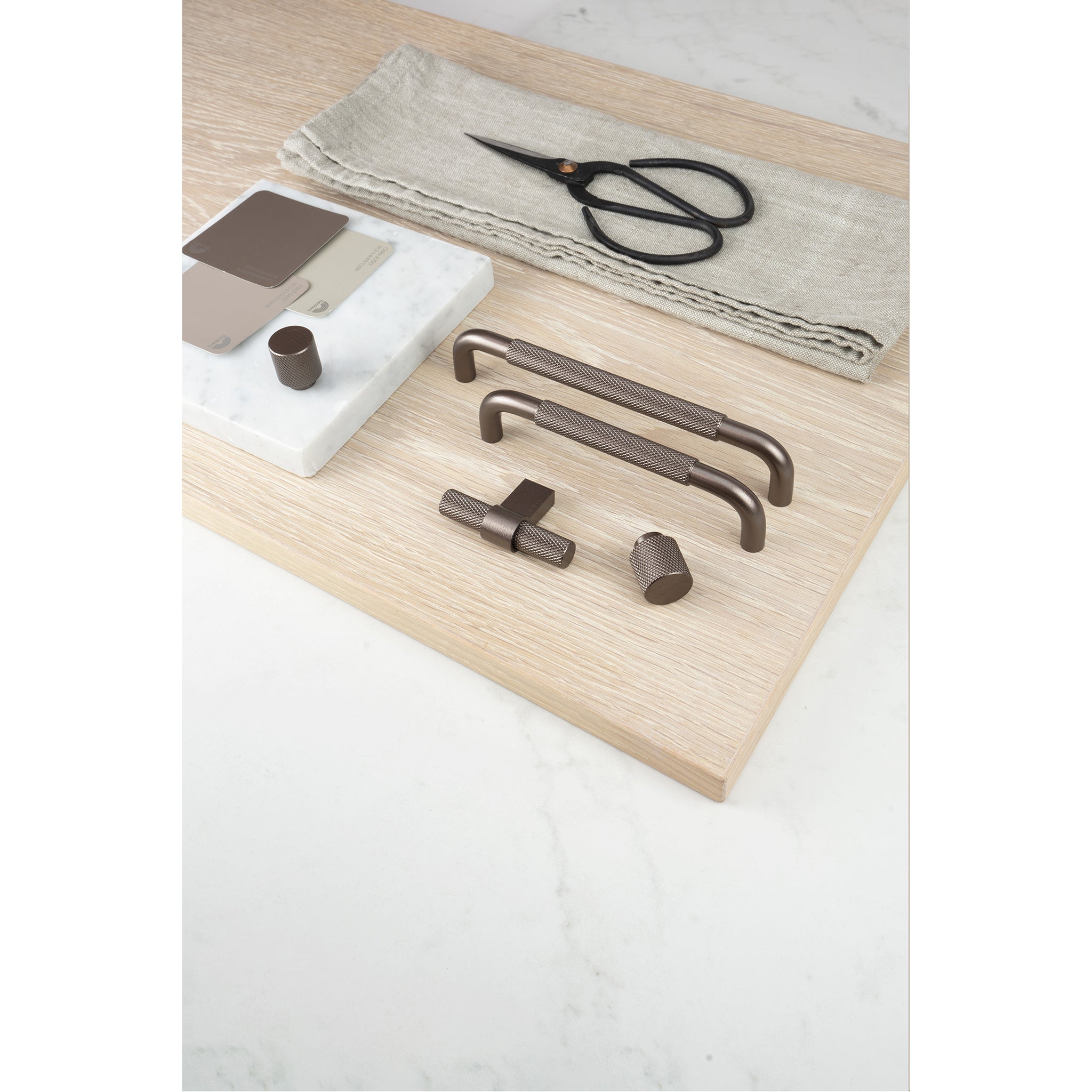 Knob Helix | Ø2cm / Ø2.6cm / Ø3.3cm