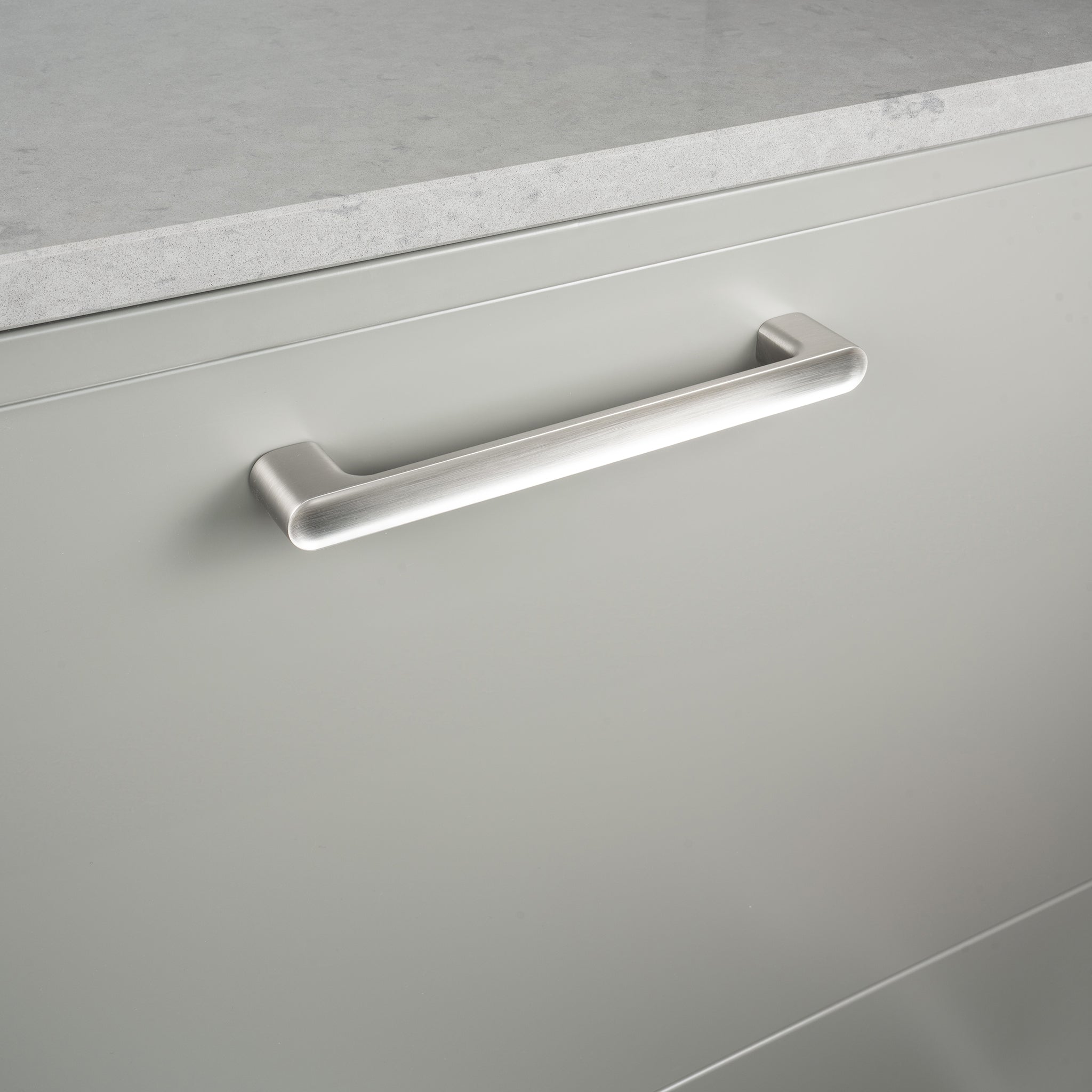 Handle Luv | Metal | 20.2cm / 33cm