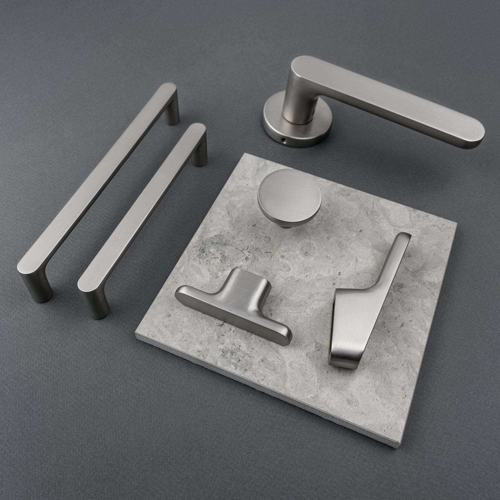 Sprung Door Handle Set | Vibe | Plain