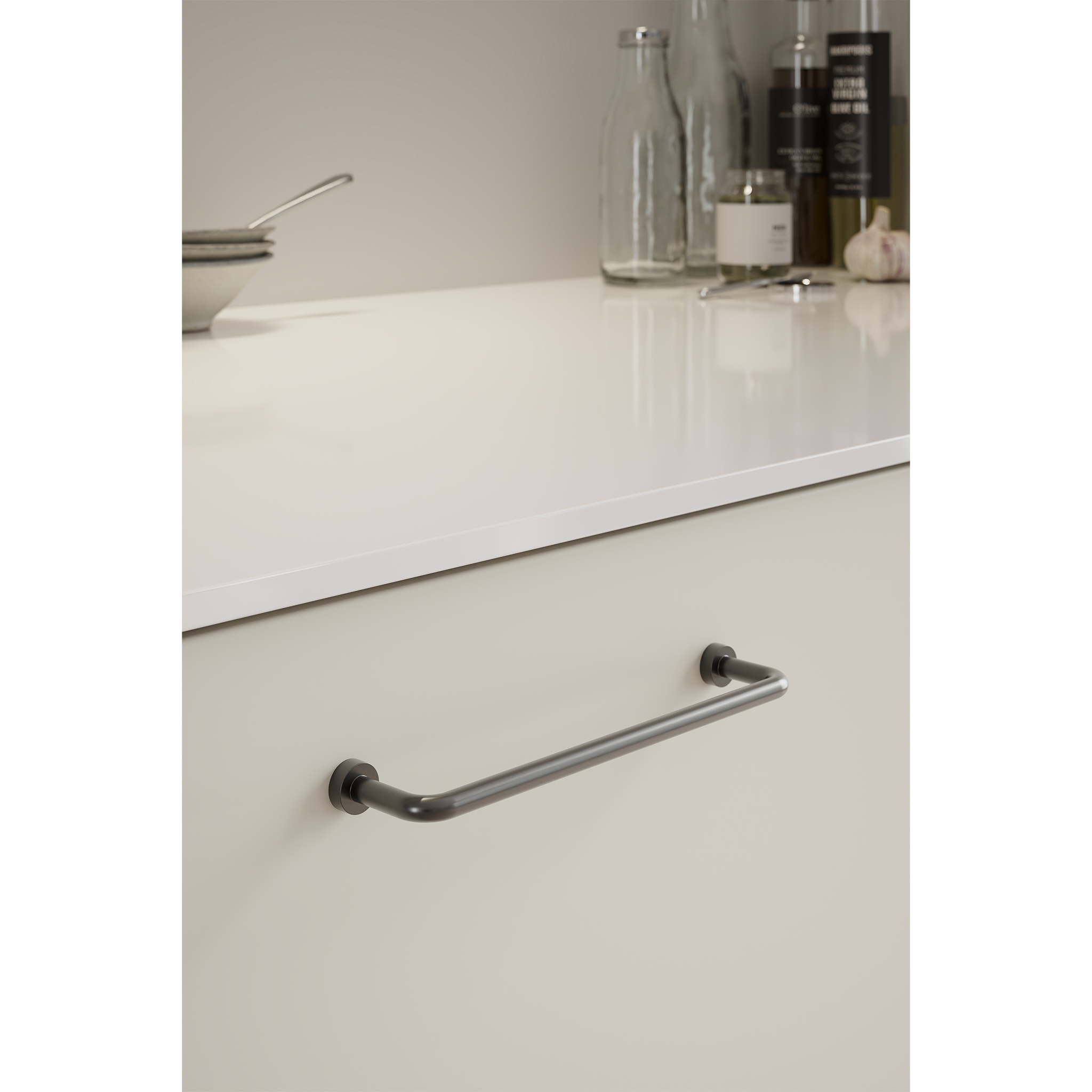 Handle Lounge | 17.4cm