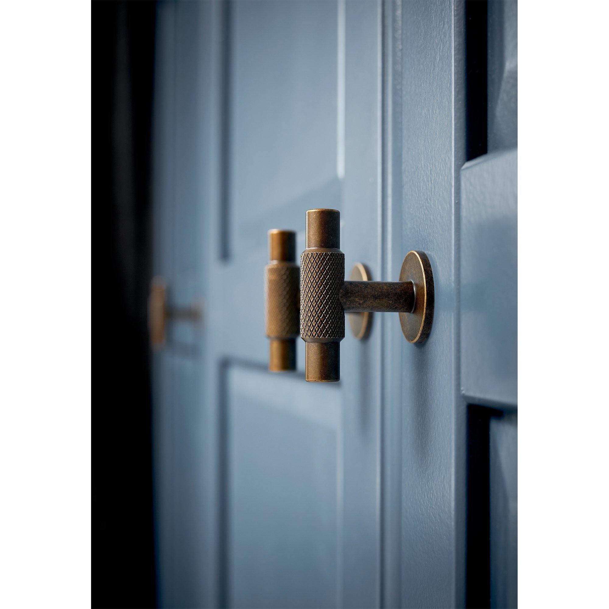 Knob Manor T, Matt Black - Scandi Handles