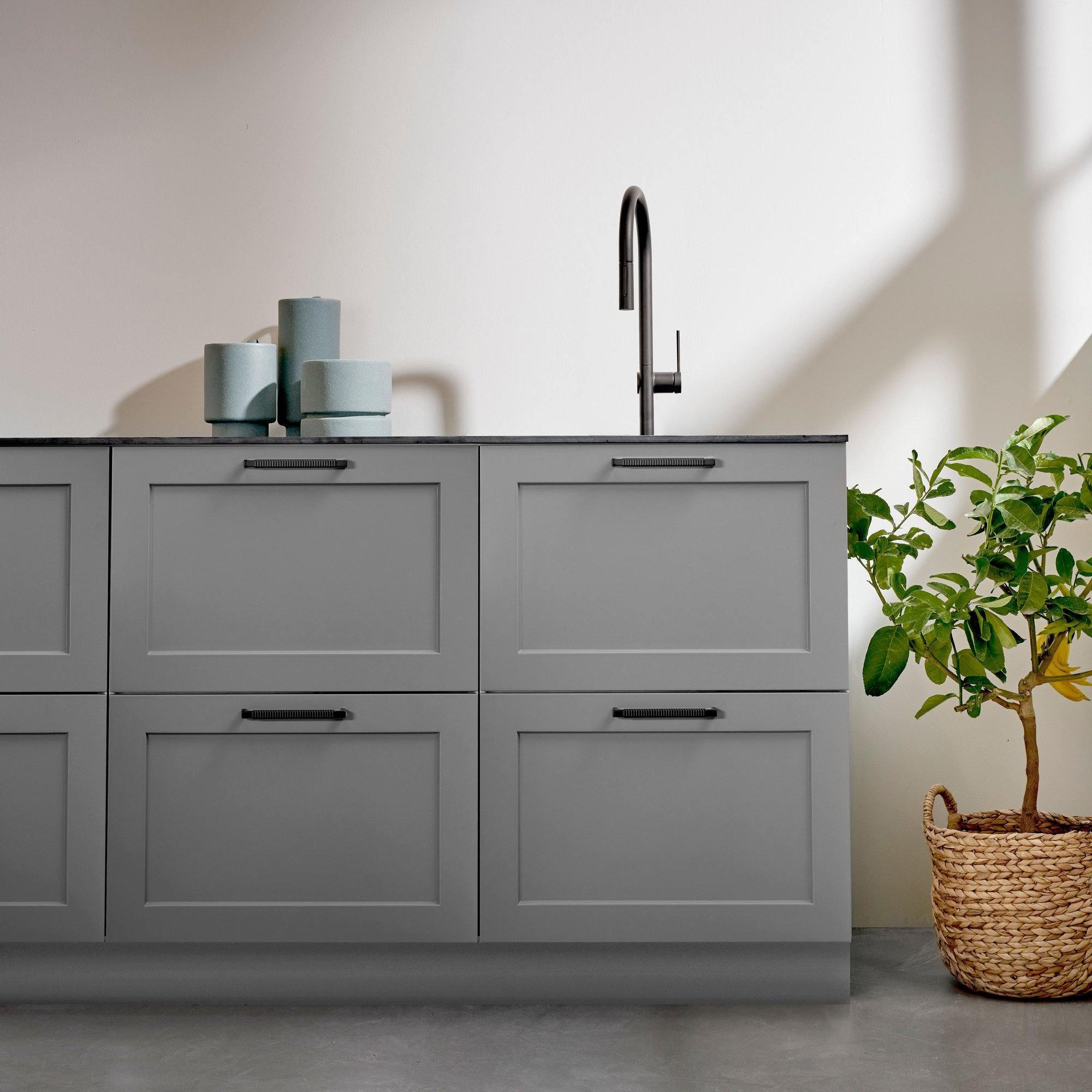 Handle Rattan, Matt Black - Scandi Handles