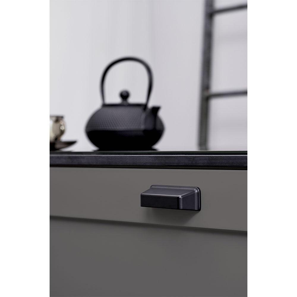 Bin pull Equester, 64mm, Matt black - Scandi Handles