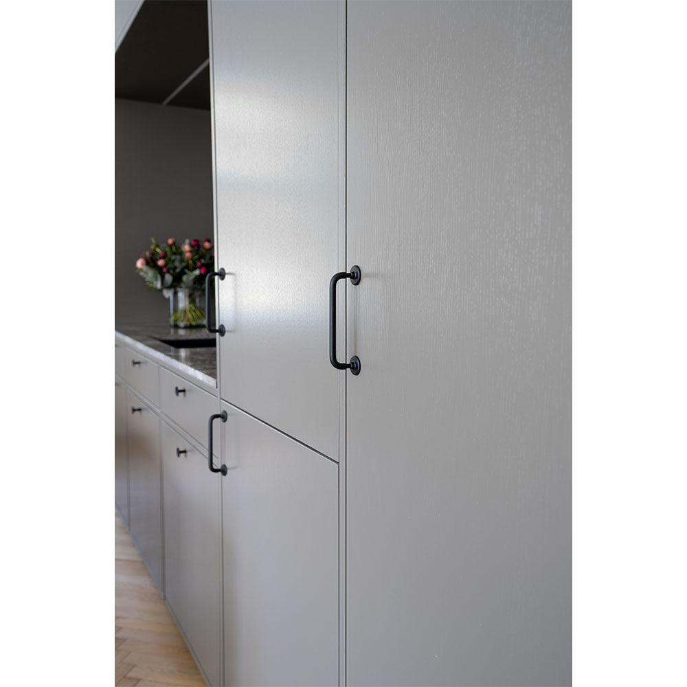 Handle Jubilee, Matt black, available in different sizes (156/188mm) - Scandi Handles