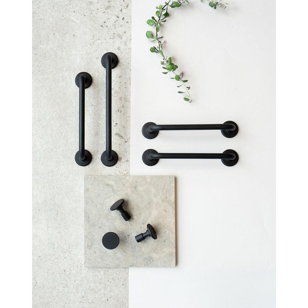 Handle Jubilee, Matt black, available in different sizes (156/188mm) - Scandi Handles