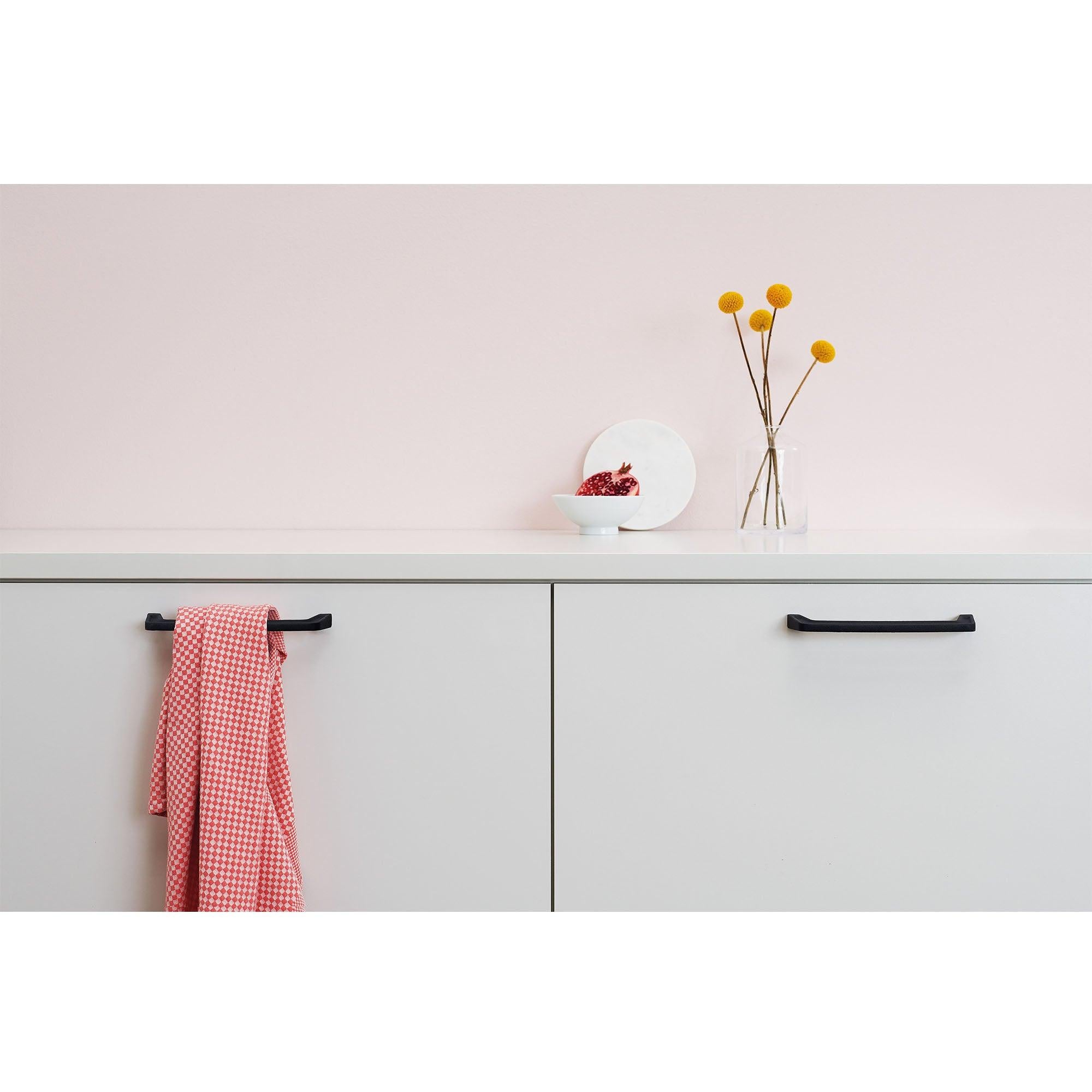 Handle Pagoda, Cast iron black, available in different sizes (44/173mm) - Scandi Handles