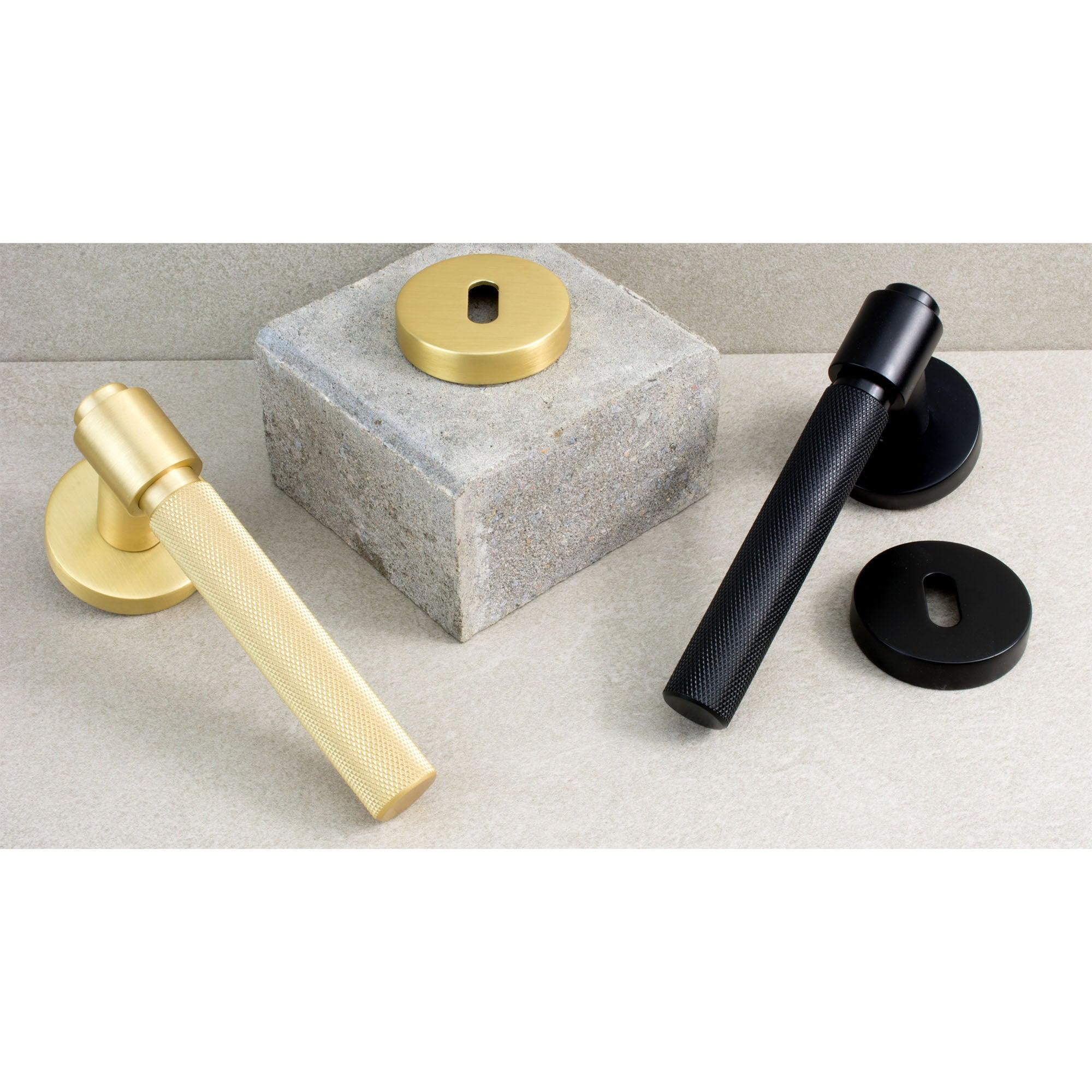 Door handle Helix 200, Brass - Scandi Handles