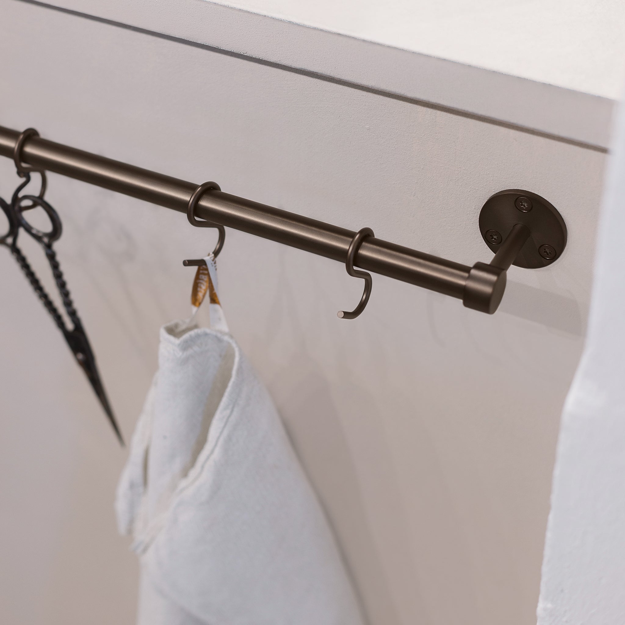 Kitchen Rail Extension Aveny | 60cm