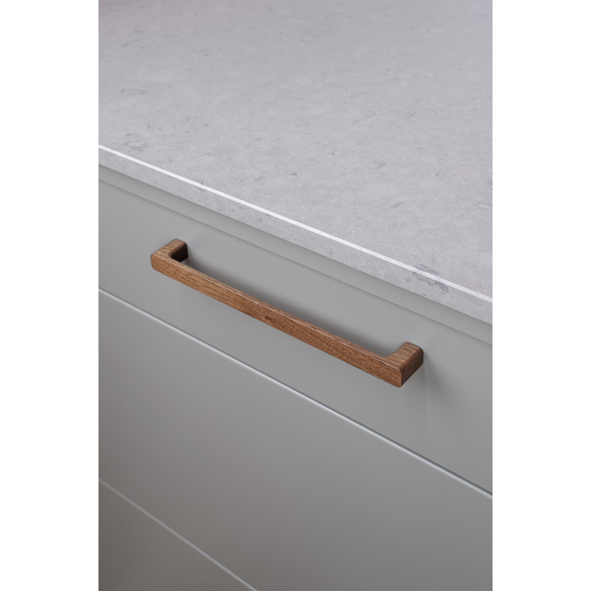 Handle Sans | 17cm / 24cm